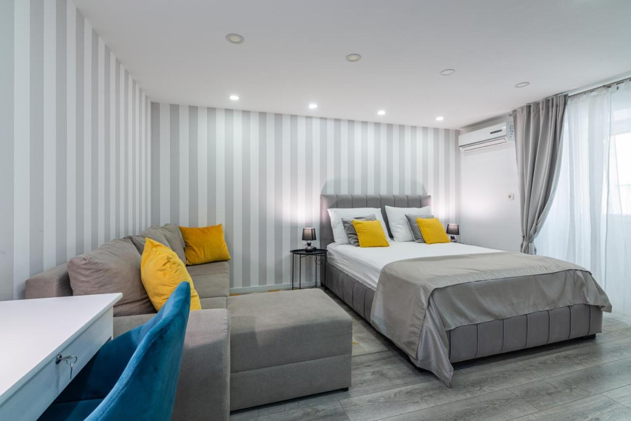 Small, Sweet & Cosy Apartments Rijeka Ngoại thất bức ảnh