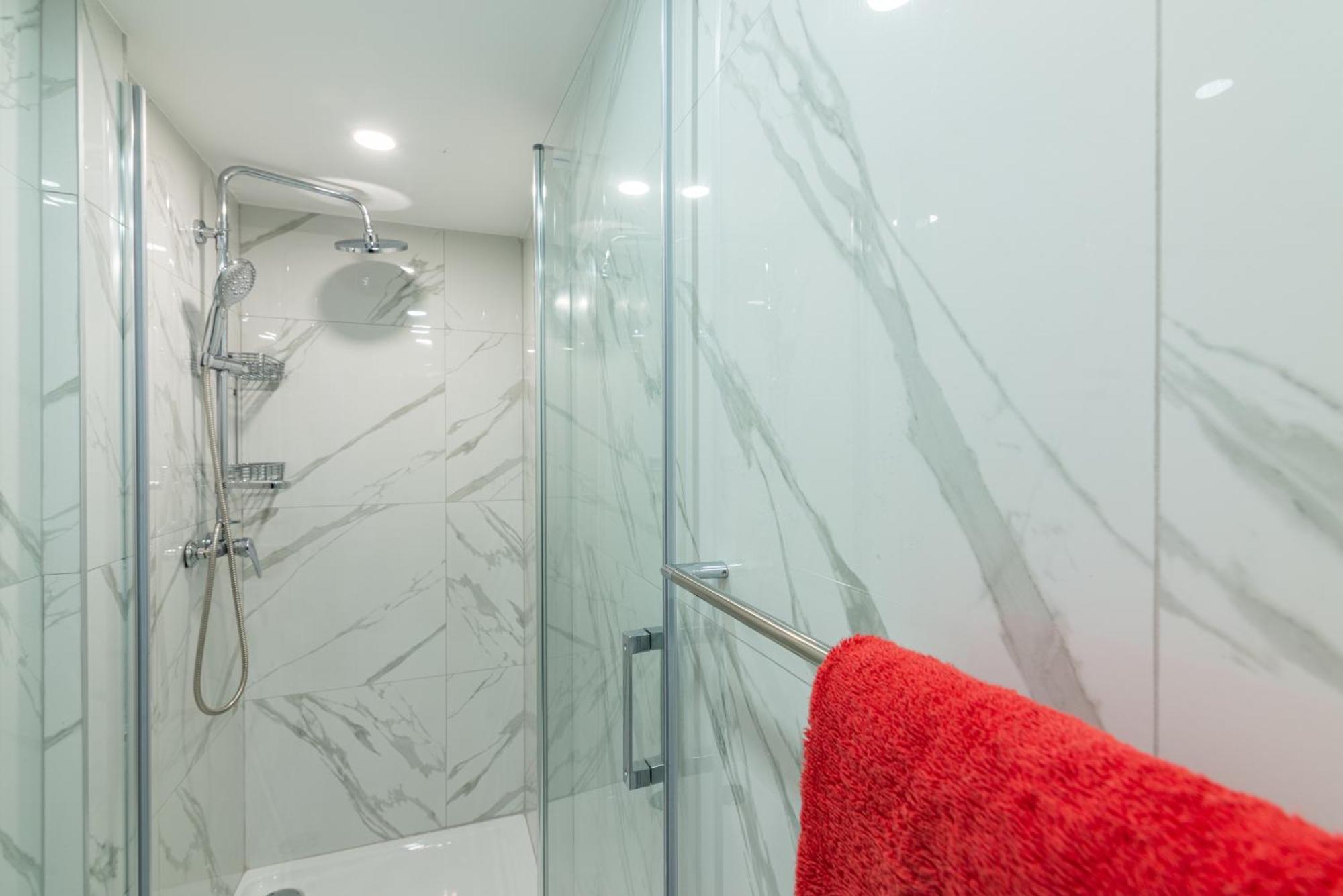 Small, Sweet & Cosy Apartments Rijeka Ngoại thất bức ảnh